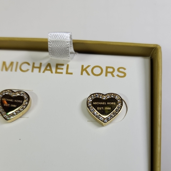 Michael Kors Black Heart Earrings with Crystals - Picture 2 of 9